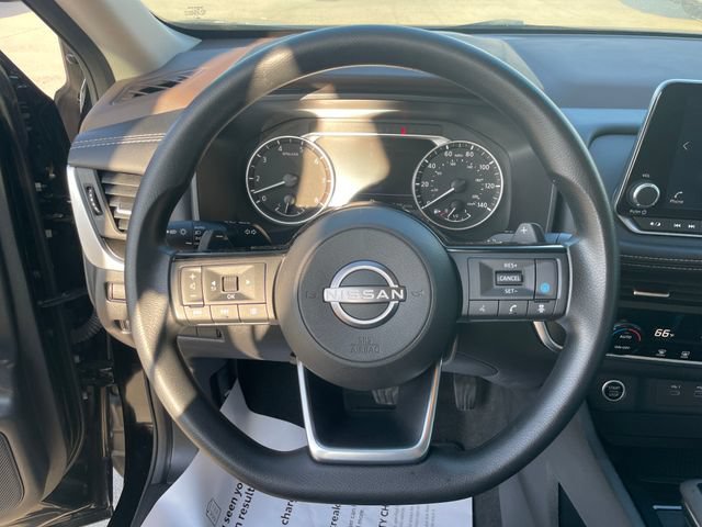 Used 2023 Nissan Rogue SV AWD/4WD image 25