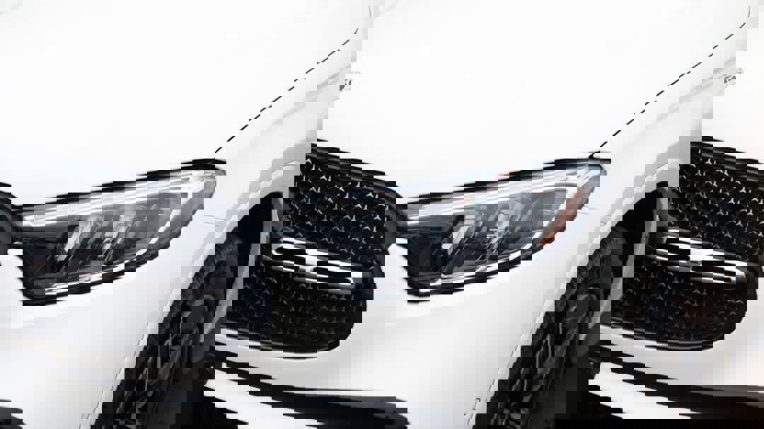 Certified 2025 Mercedes-Benz GLC 300 4MATIC image 10