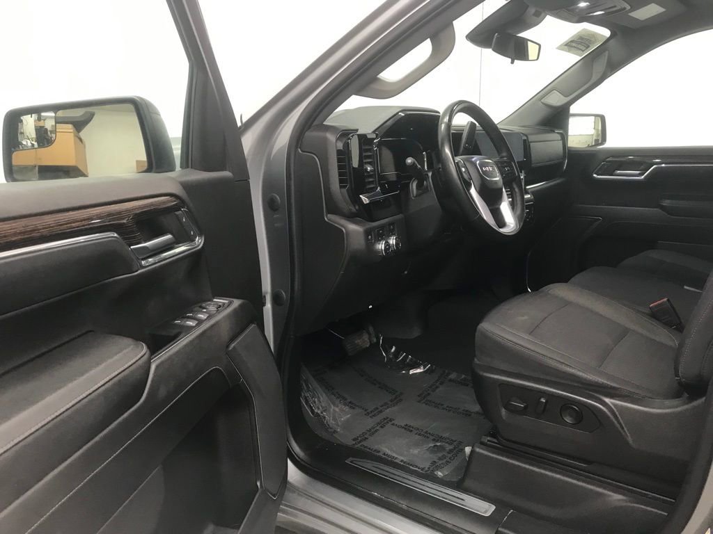 Used 2023 GMC Sierra 1500 Elevation image 11