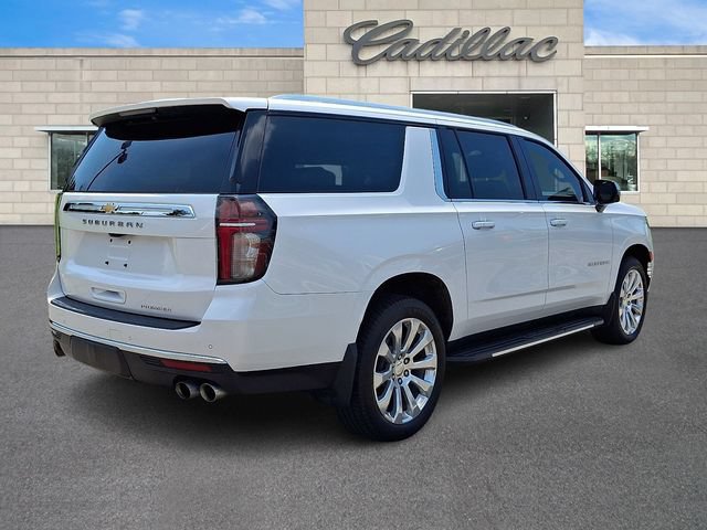 Used 2021 Chevrolet Suburban Premier AWD/4WD image 7