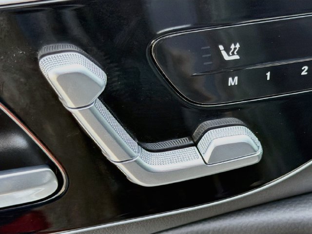 Used 2025 Mercedes-Benz E 53 AMG e 4MATIC Sedan image 24