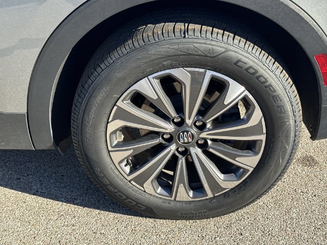 Used 2024 Buick Envision Preferred AWD/4WD image 32