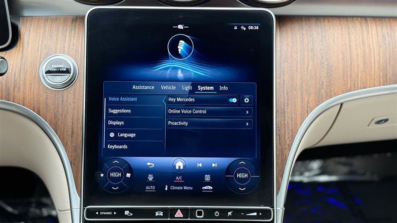 Used 2024 Mercedes-Benz C 300 Sedan image 32