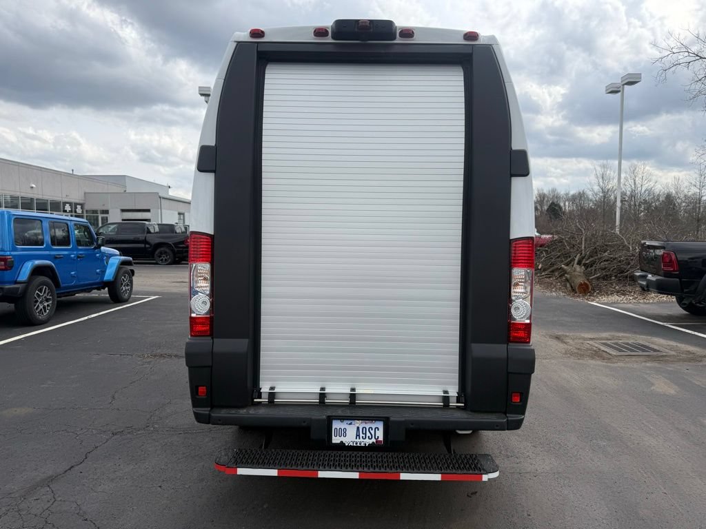 Used 2024 RAM ProMaster 3500 w/ Delivery Van Package FWD image 5