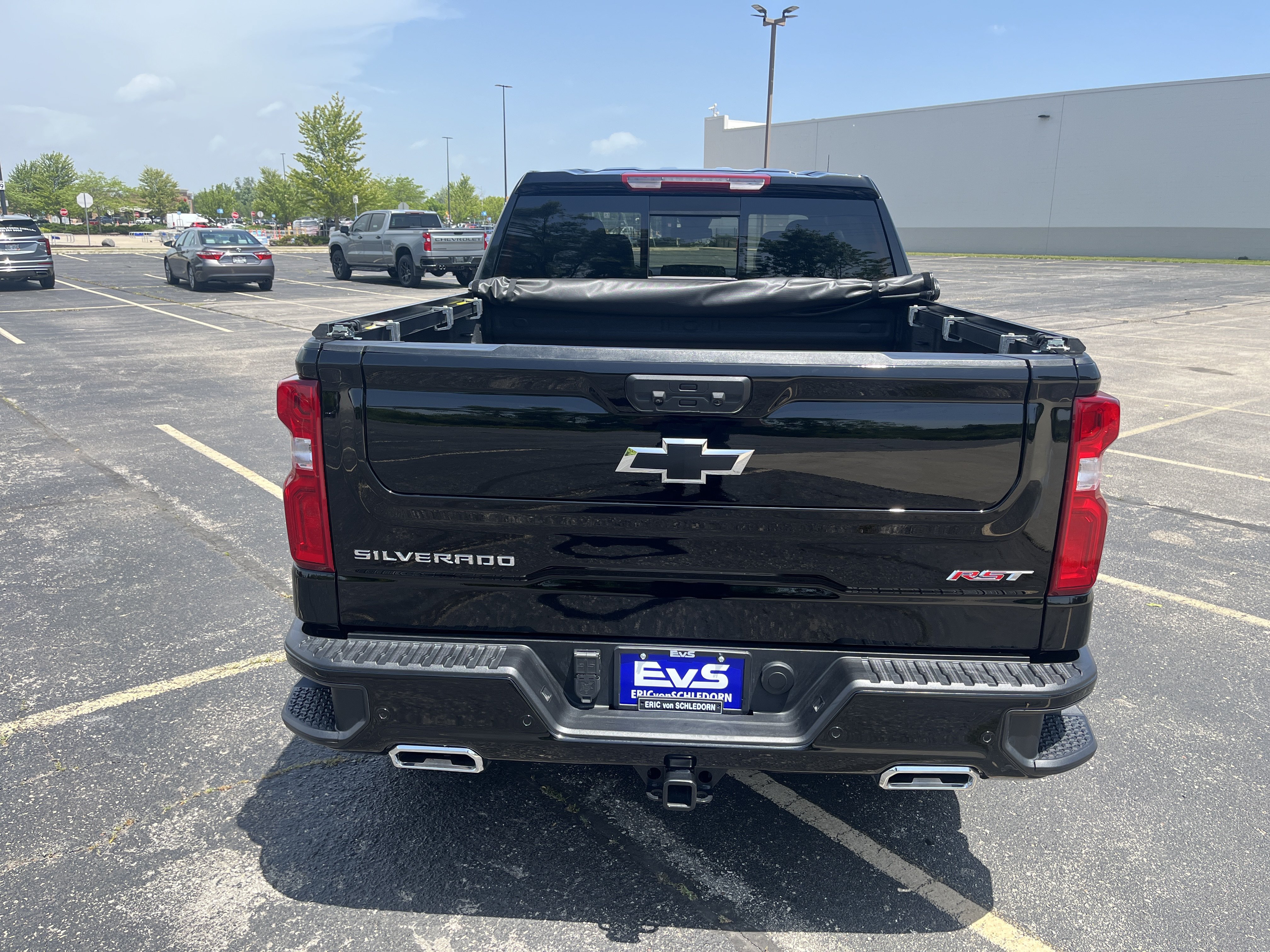 Used 2025 Chevrolet Silverado 1500 RST w/ RST All Star Premium Package AWD/4WD image 5