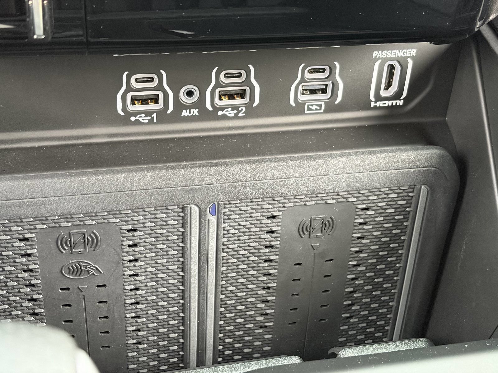 Used 2026 RAM 1500 Rebel w/ G/T Package AWD/4WD image 29