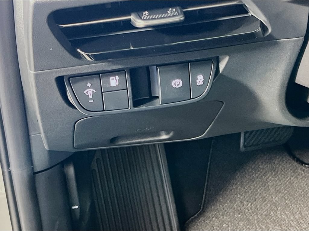 New 2026 Kia EV6 Light RWD image 10