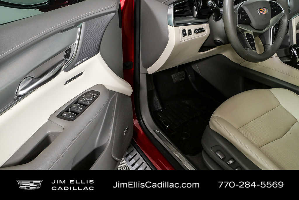 Used 2022 Cadillac XT5 Premium Luxury w/ Technology Package image 8