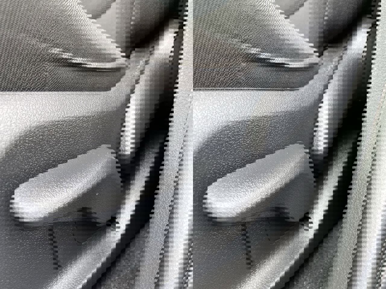 Used 2024 Toyota RAV4 LE FWD image 24