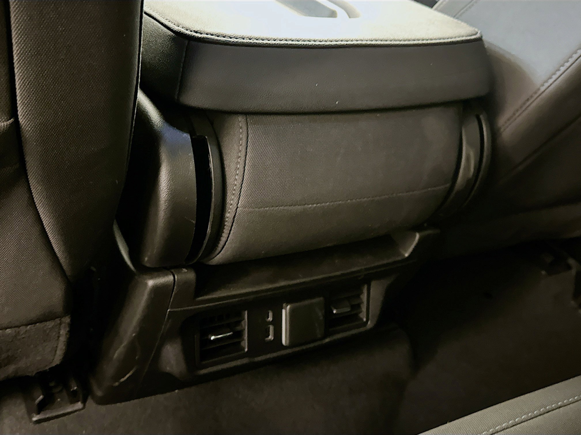 Used 2024 GMC Sierra 1500 Elevation image 28