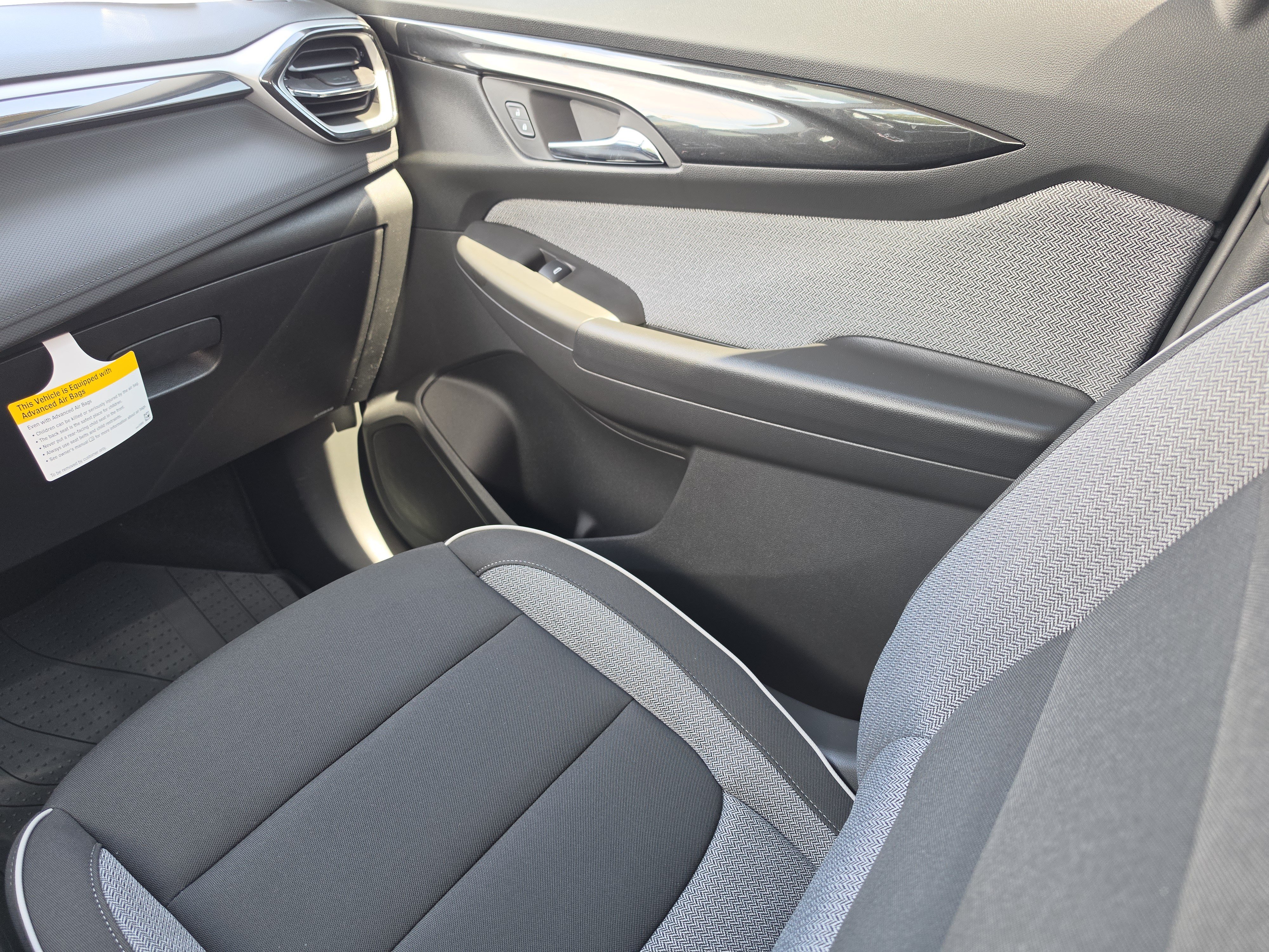 New 2026 Chevrolet TrailBlazer LT w/ LT Cold Weather Package FWD image 21