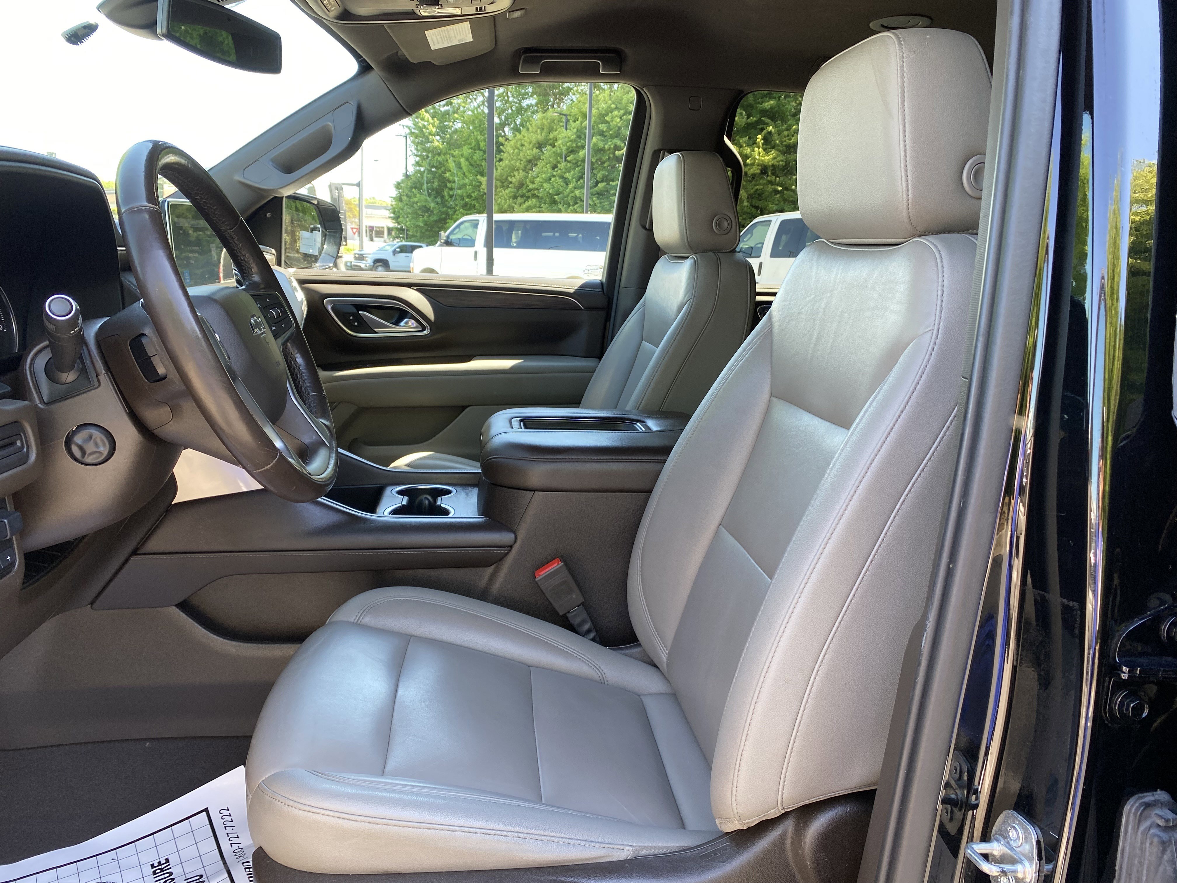 Used 2021 Chevrolet Suburban Z71 w/ Z71 Off-Road Package AWD/4WD image 33