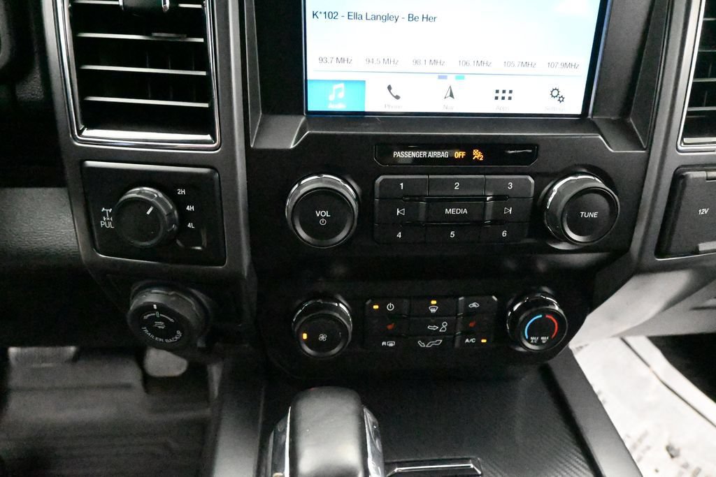 Used 2019 Ford F150 XLT w/ Equipment Group 302A Luxury AWD/4WD image 17