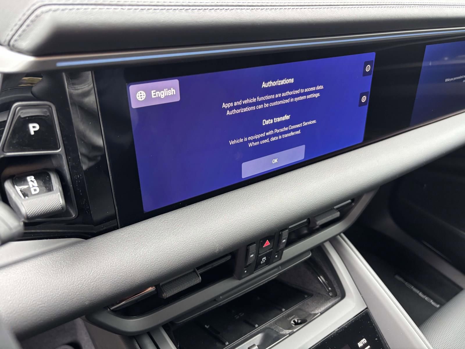 New 2026 Porsche Macan 4S Electric AWD/4WD image 33