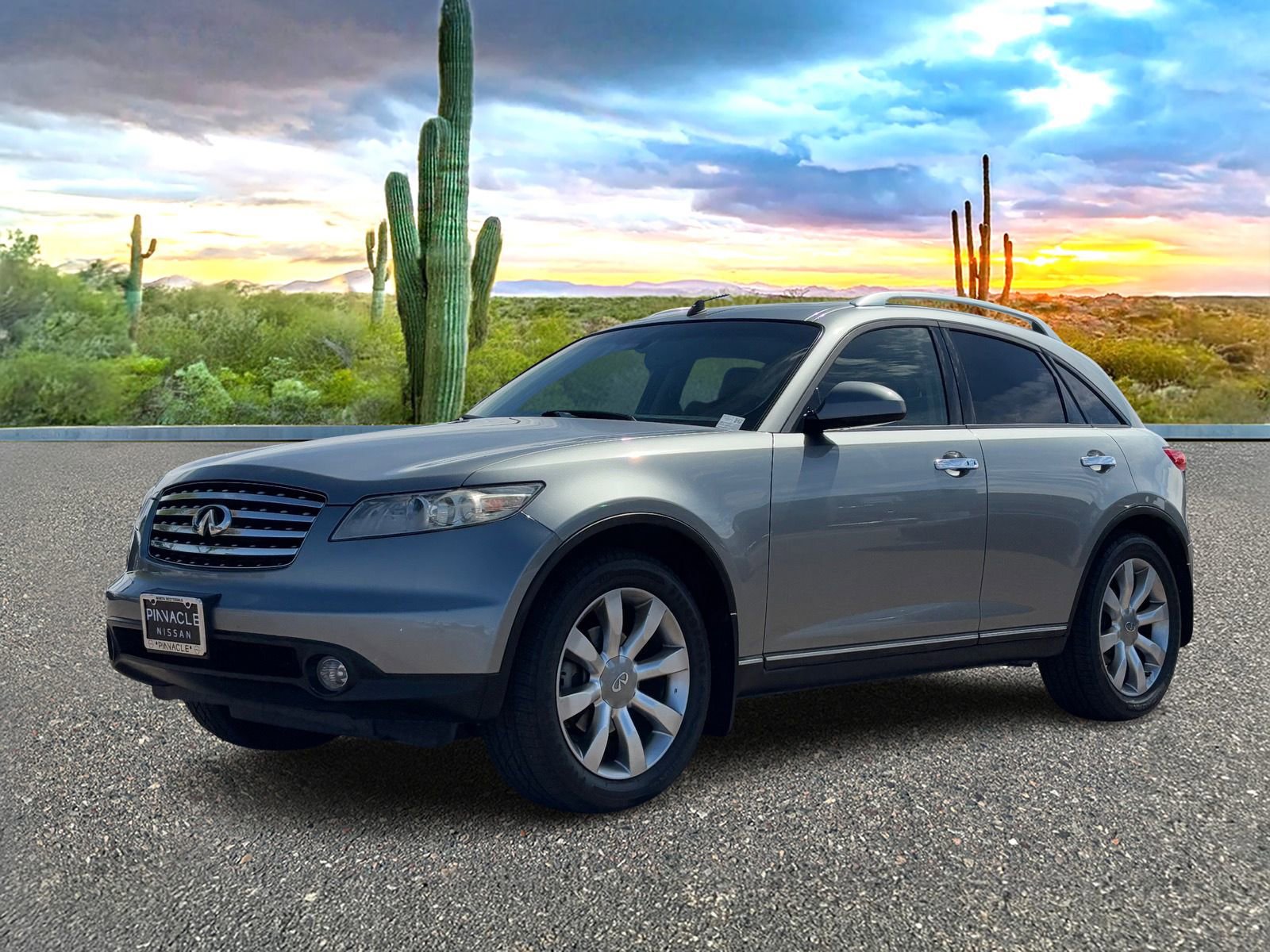 Used 2004 INFINITI FX45 AWD w/ Technology Pkg image 2
