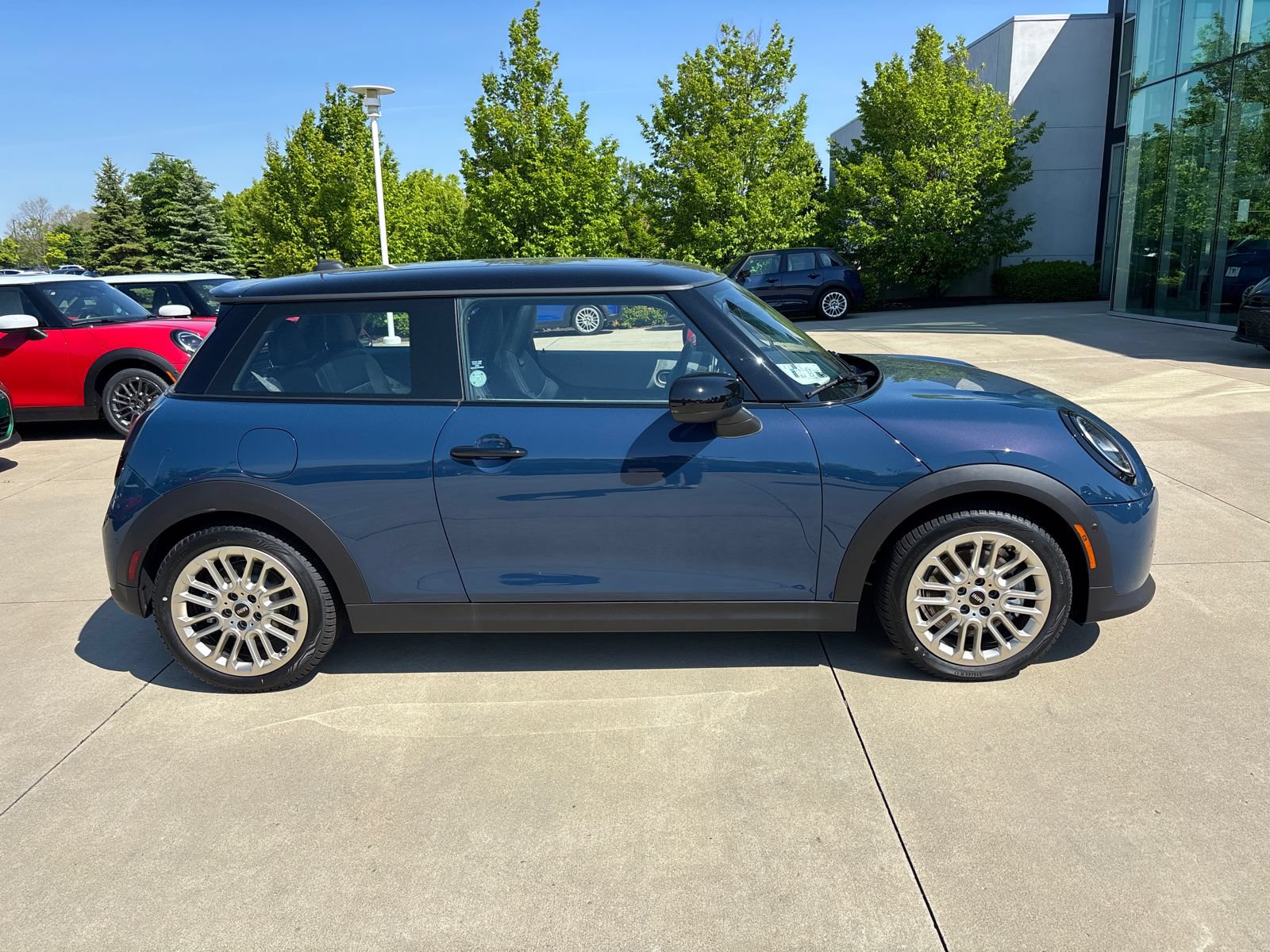 New 2026 MINI Cooper S FWD image 4