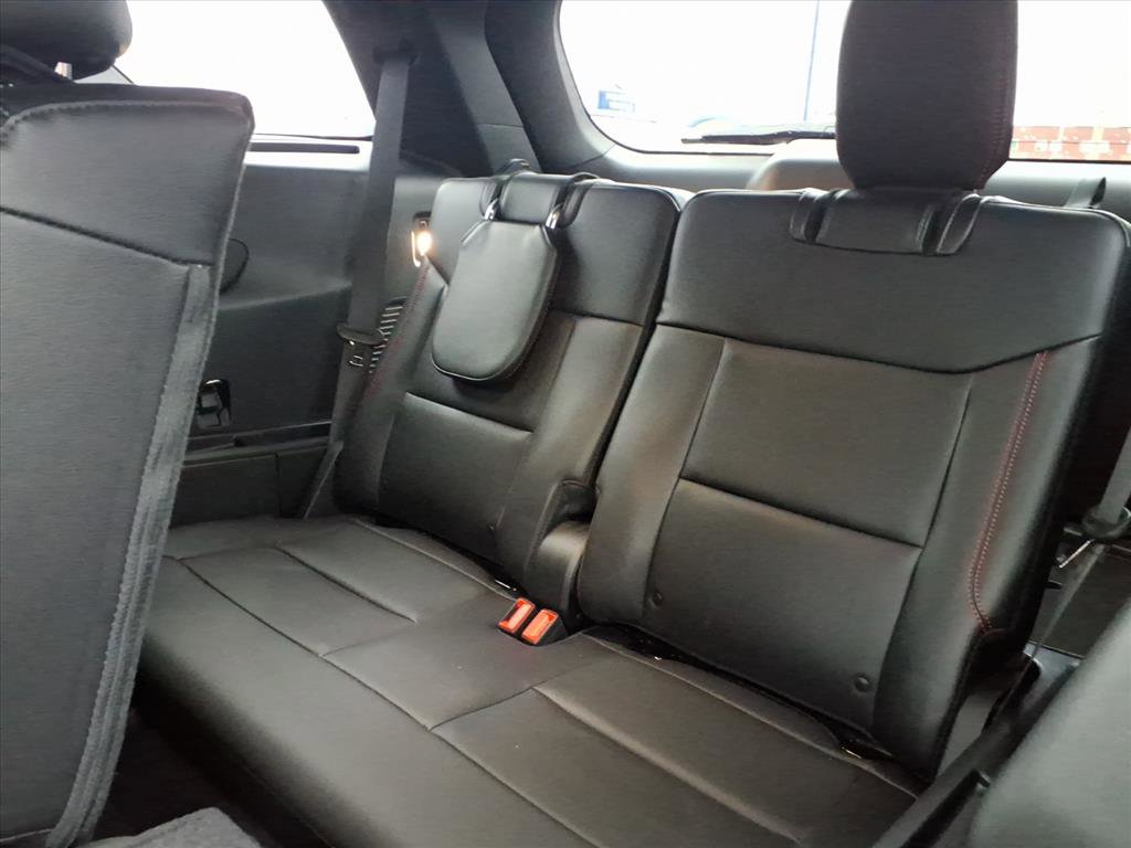 Certified 2023 Ford Explorer ST-Line image 11