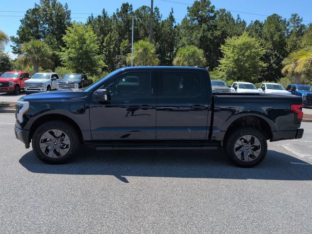 Used 2024 Ford F150 Lightning XLT AWD/4WD image 7