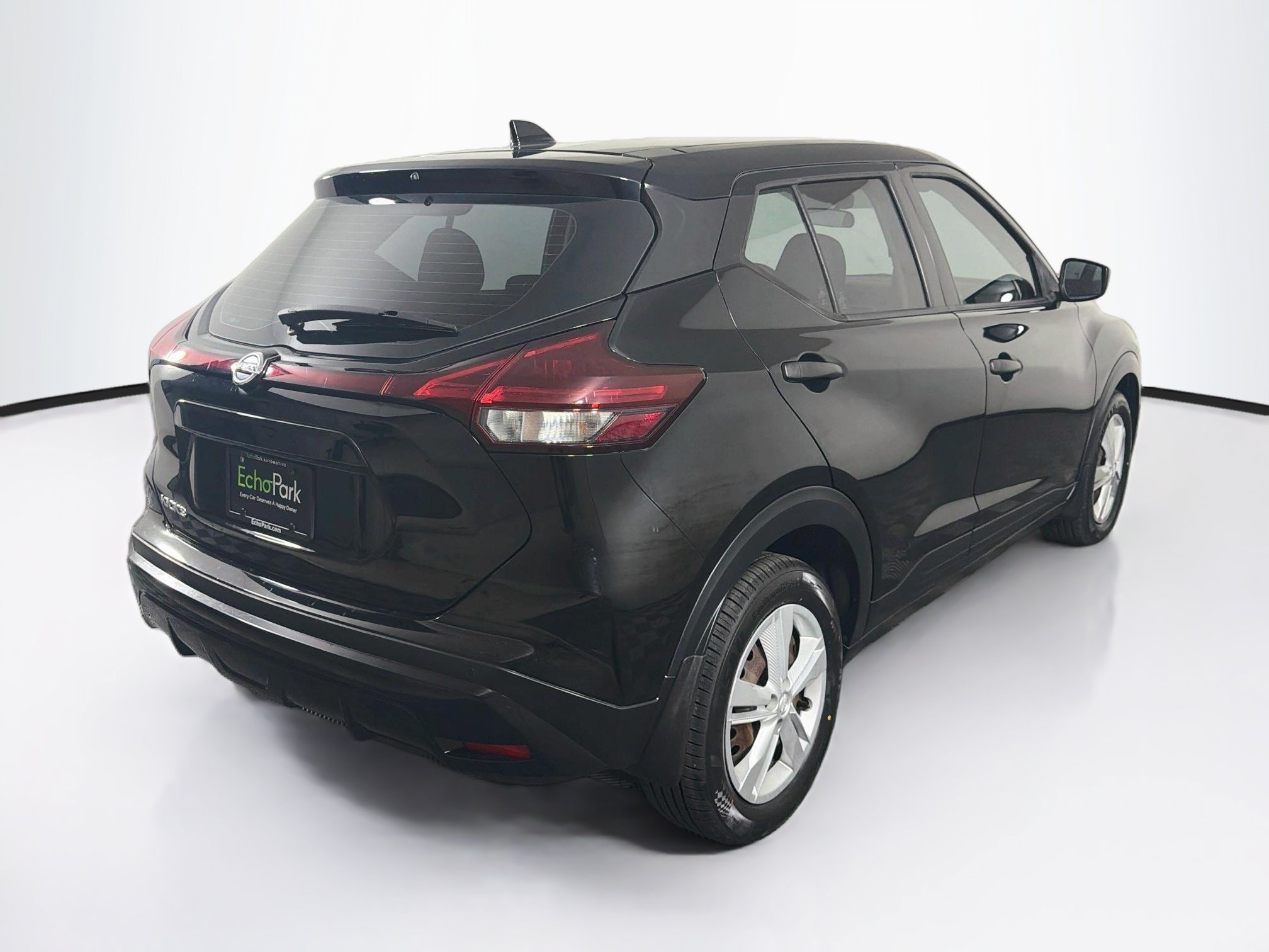 Used 2021 Nissan Kicks S FWD image 9