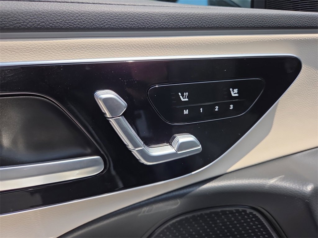 New 2025 Mercedes-Benz E 450 4MATIC Sedan image 11