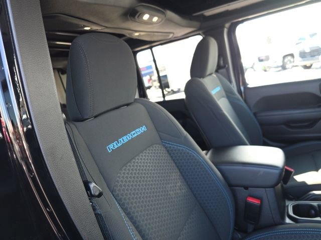 Used 2025 Jeep Wrangler Unlimited Rubicon 4xe w/ Safety Group image 46