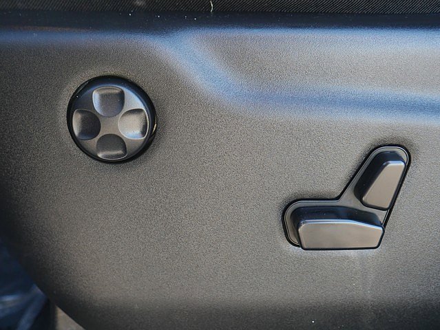 Used 2020 Jeep Grand Cherokee Limited image 13