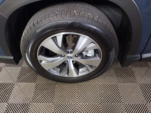 Certified 2025 Subaru Ascent Premium AWD/4WD image 8