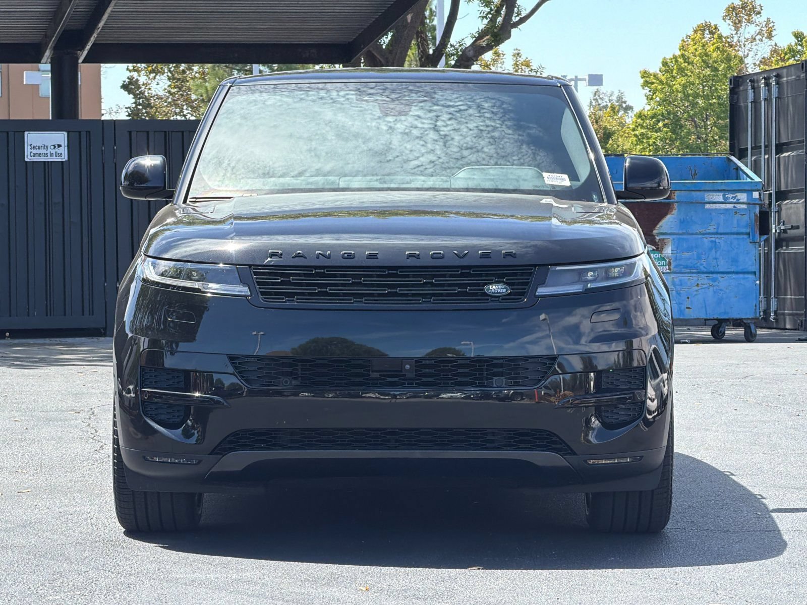 Used 2024 Land Rover Range Rover Sport SE AWD/4WD image 9