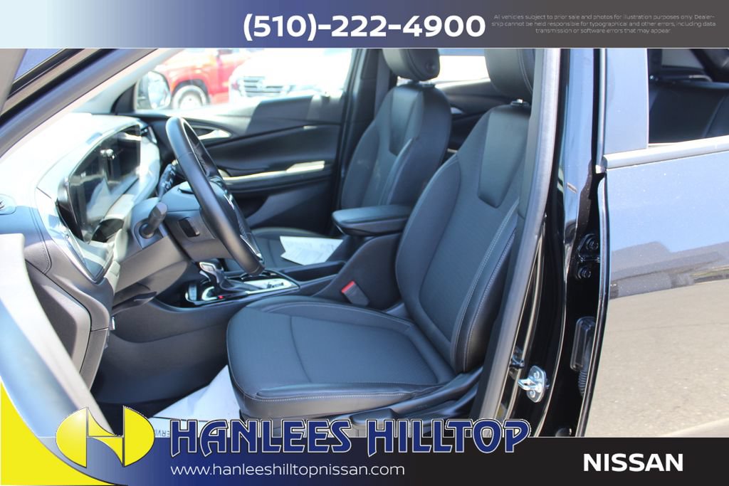 Used 2025 Buick Encore GX Preferred FWD image 12
