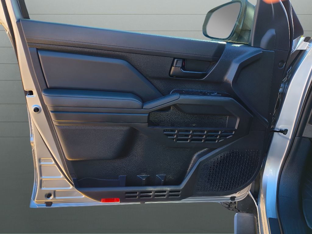 Used 2024 Toyota Tacoma SR RWD image 16