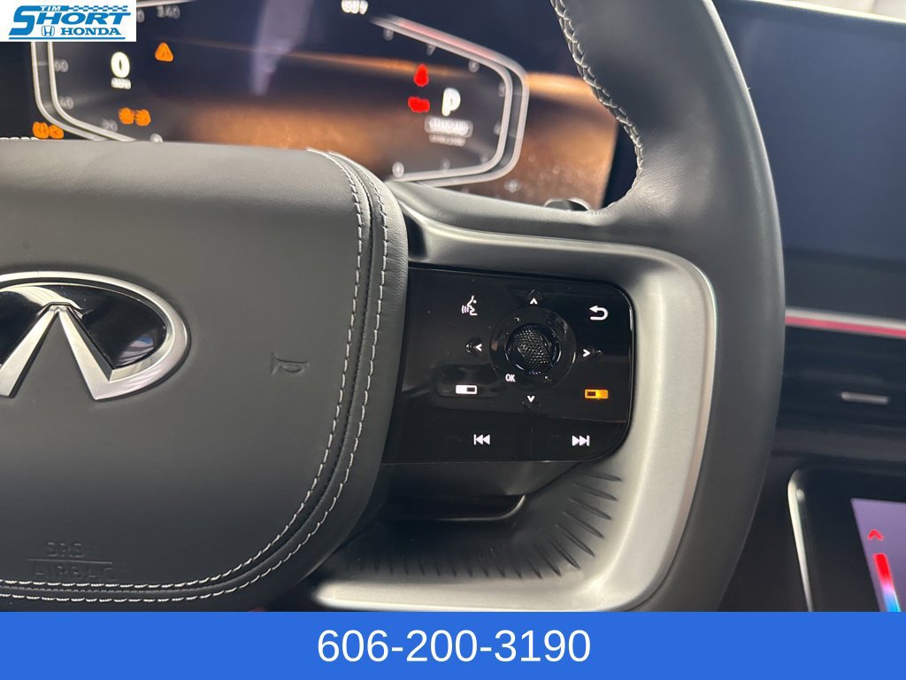 Used 2025 INFINITI QX80 Sensory AWD/4WD image 19