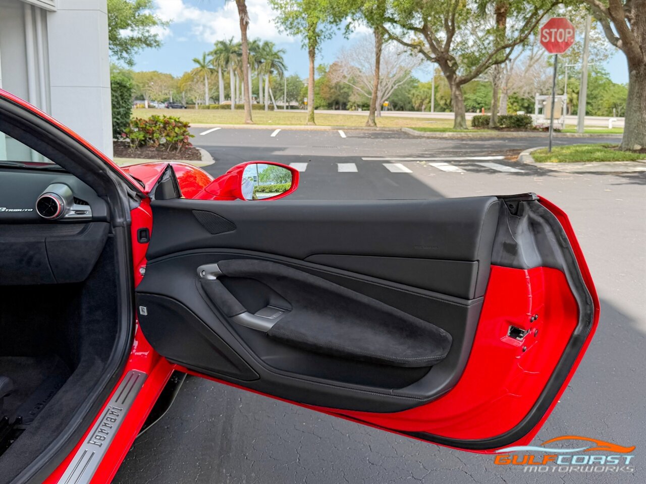 Used 2021 Ferrari F8 Tributo image 37