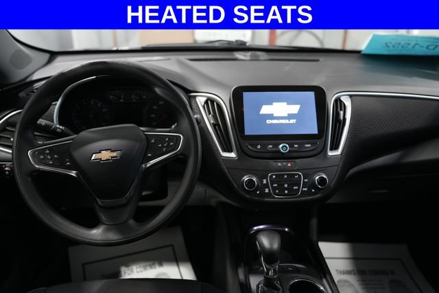 Used 2024 Chevrolet Malibu LT FWD image 2