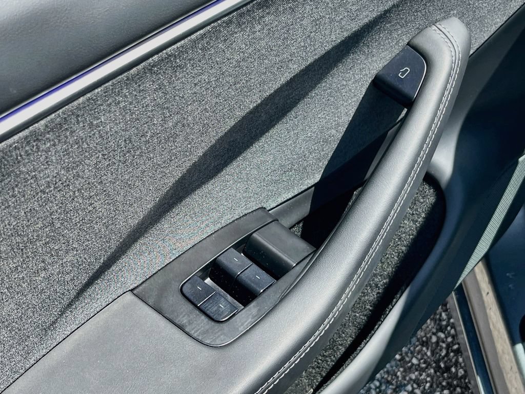 Used 2025 Tesla Model 3 Long Range RWD image 18
