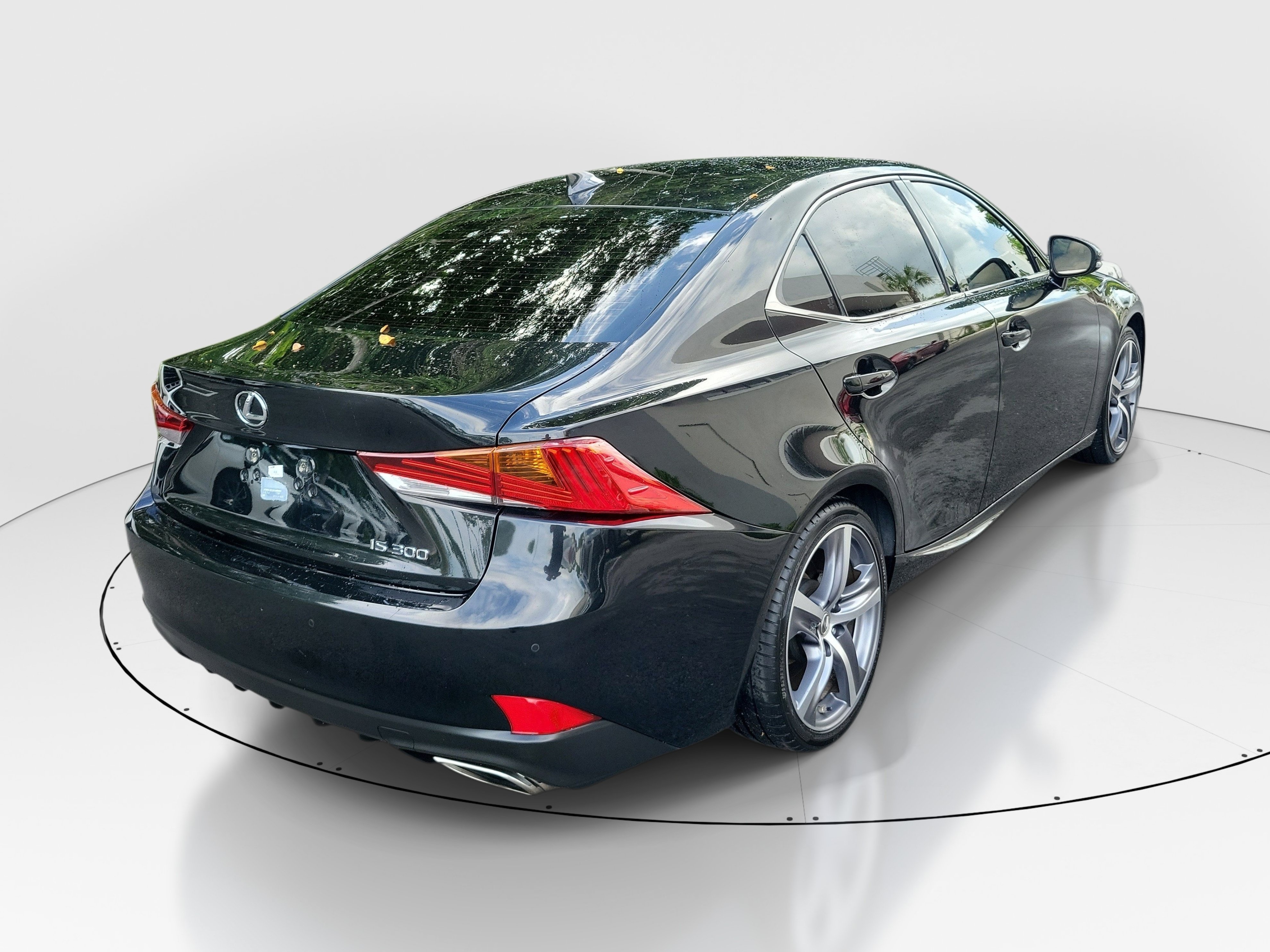 Used 2019 Lexus IS 300 w/ Premium Package RWD image 6