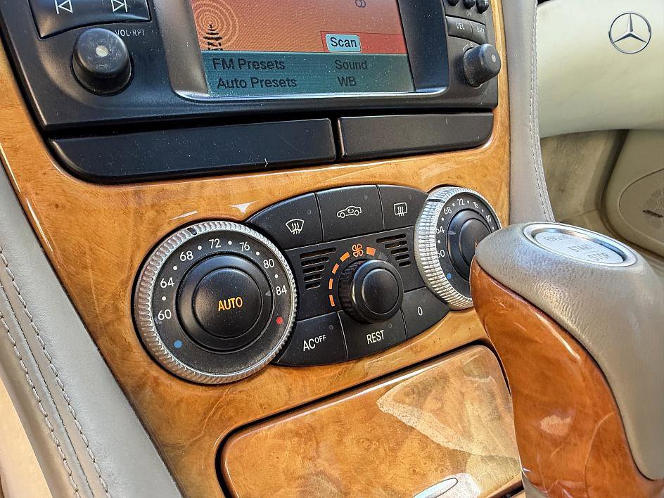 Used 2004 Mercedes-Benz SL 600 image 29