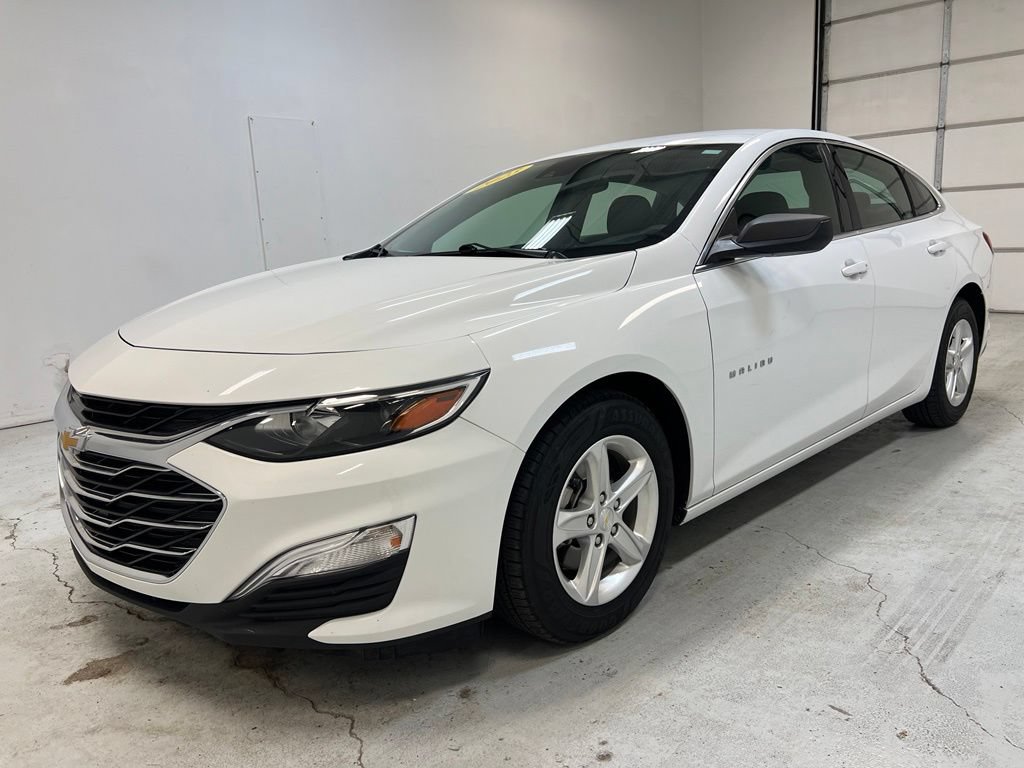 Used 2023 Chevrolet Malibu LS FWD image 12