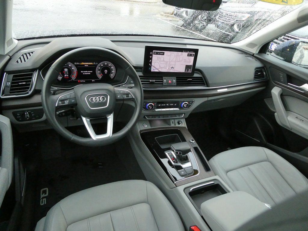 Used 2022 Audi Q5 2.0T Premium Plus image 22