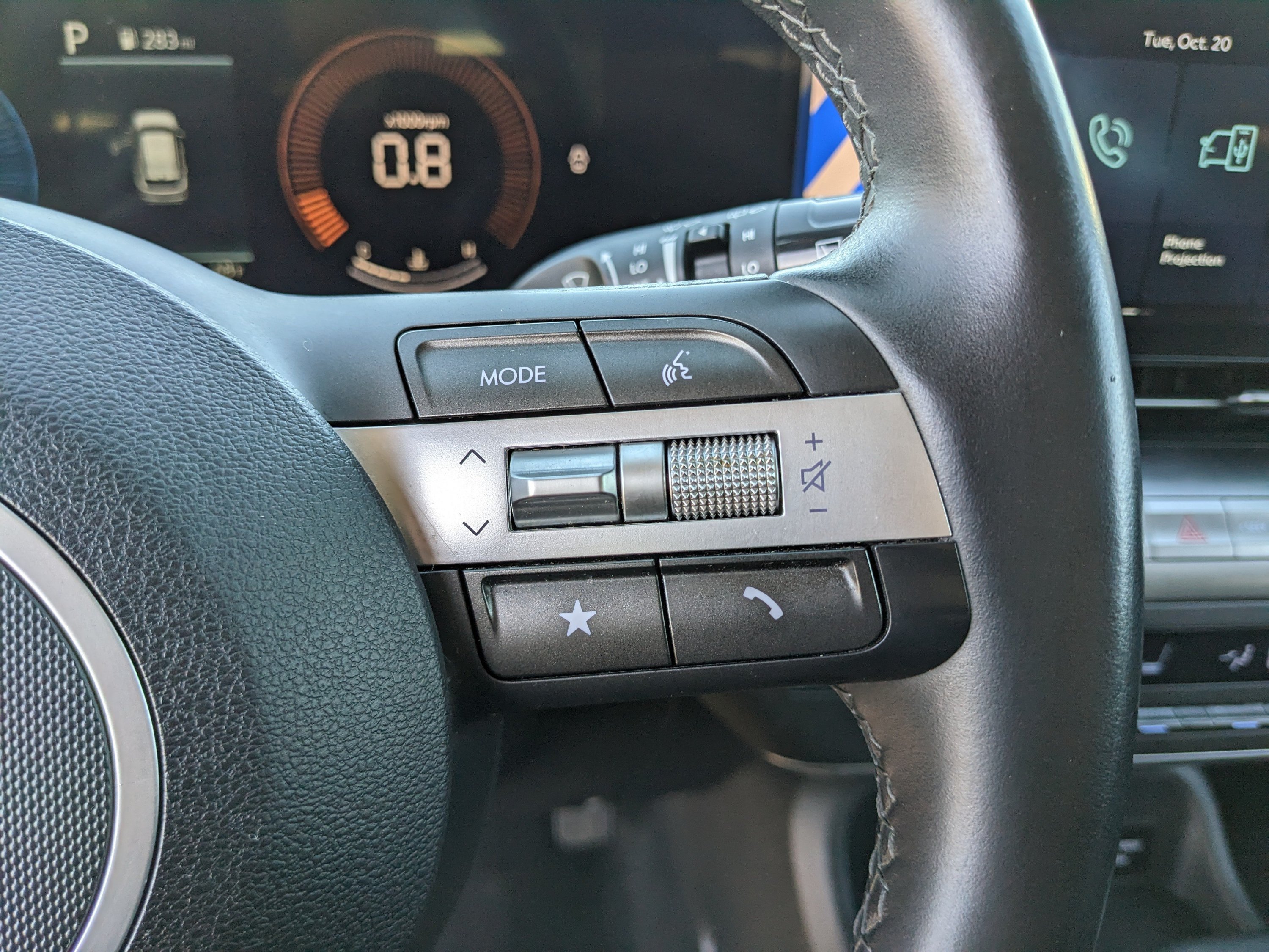 Used 2024 Hyundai Kona SEL FWD image 32