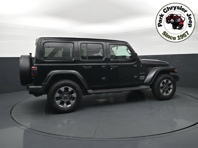 Used 2022 Jeep Wrangler Unlimited Sahara w/ Cold Weather Group AWD/4WD image 6
