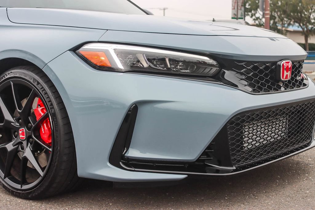 Used 2025 Honda Civic Type R image 17