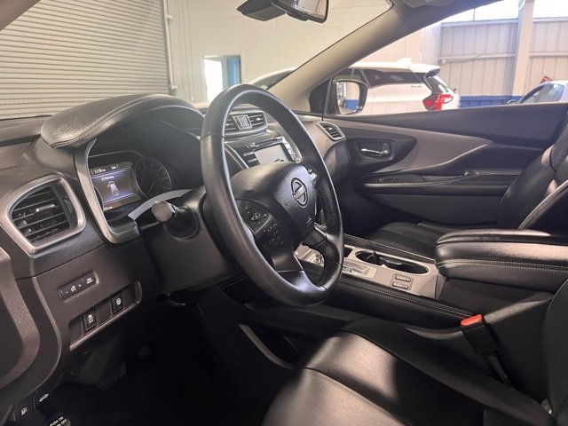 Used 2023 Nissan Murano SV image 23