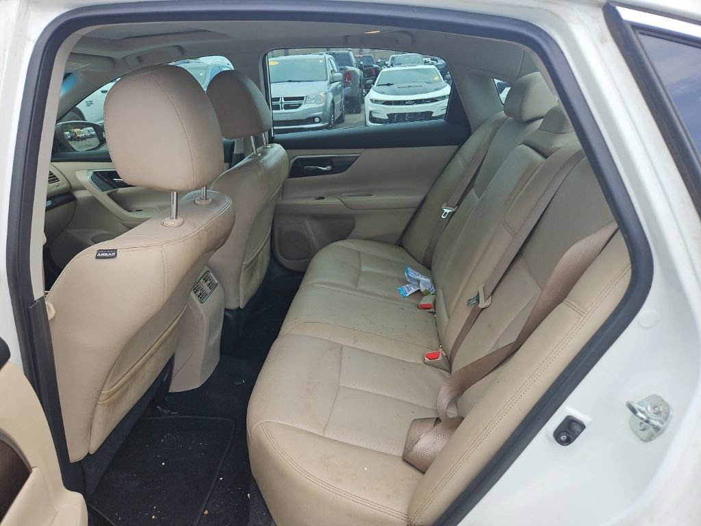 Used 2015 Nissan Altima 2.5 SL w/ Moonroof Package FWD image 14