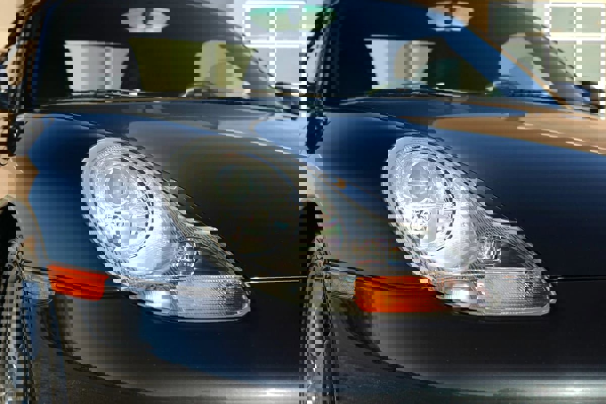 Used 2004 Porsche Boxster S image 10