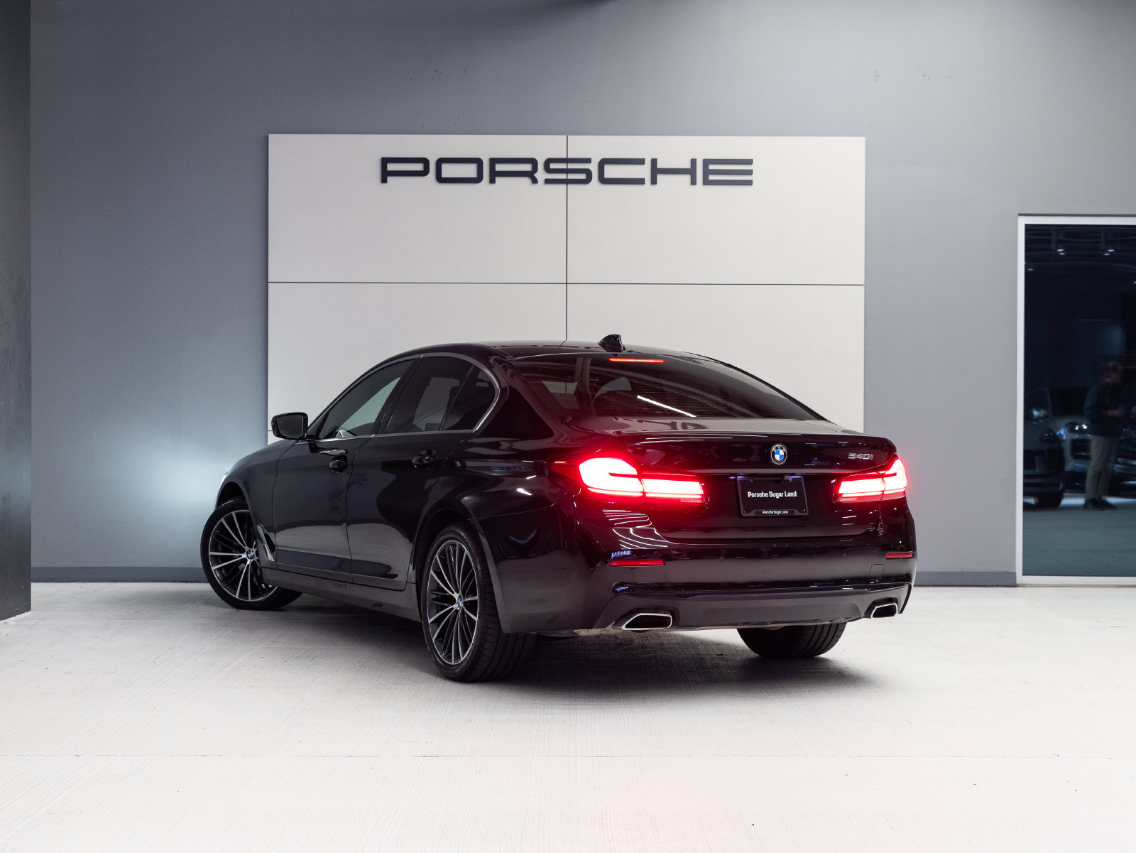 Used 2022 BMW 540i w/ Premium Package RWD image 3