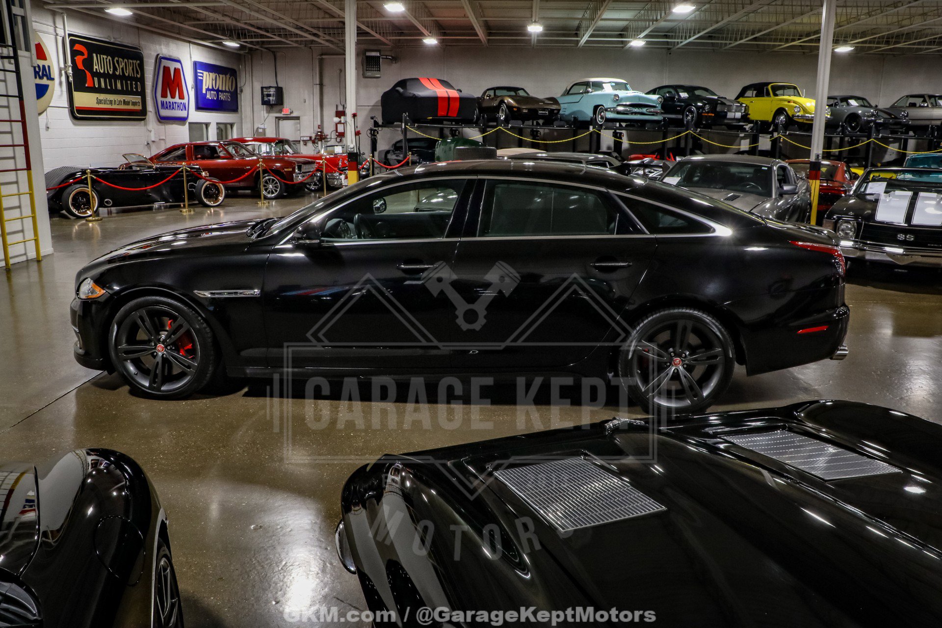 Used 2015 Jaguar XJ R LWB image 5