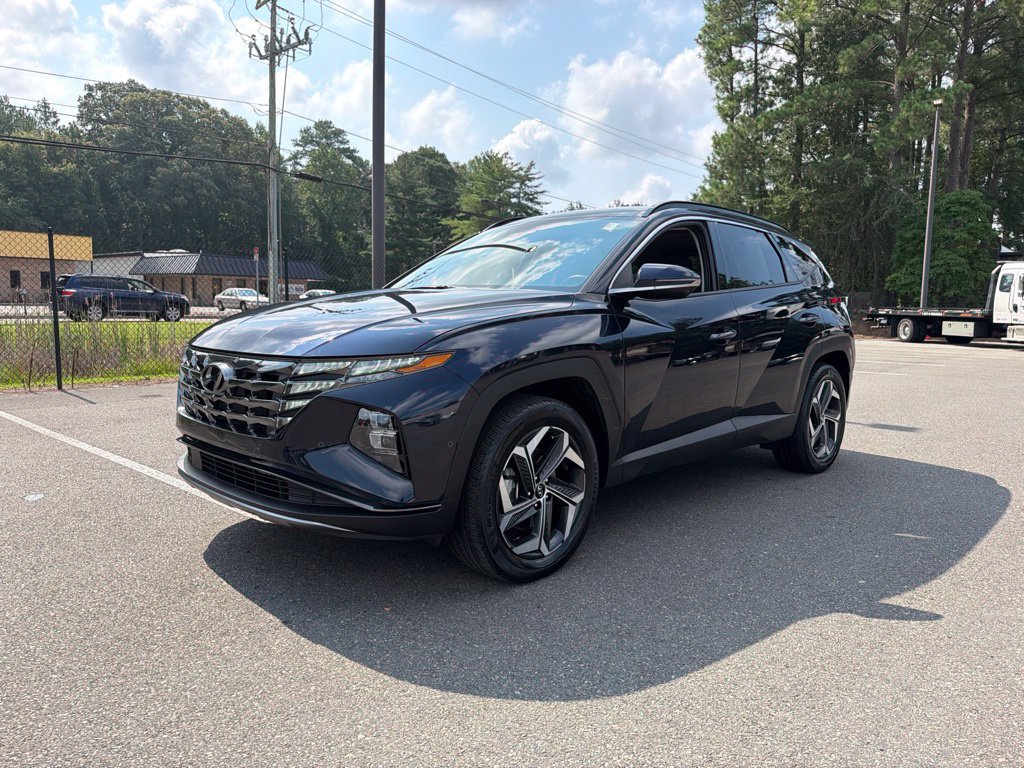 Certified 2023 Hyundai Tucson Limited AWD/4WD image 2
