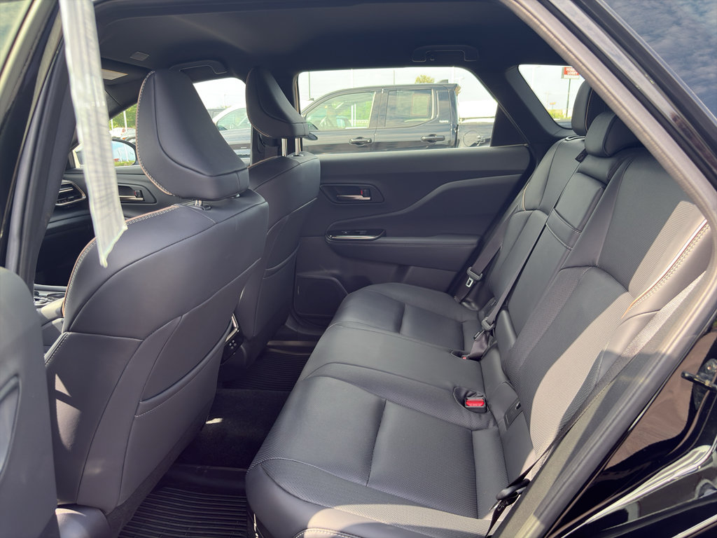 Certified 2025 Toyota Crown Signia AWD/4WD image 10