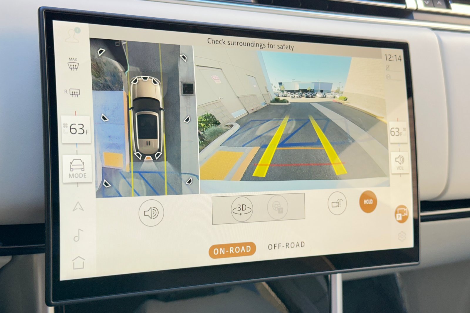 Certified 2024 Land Rover Range Rover SE image 23