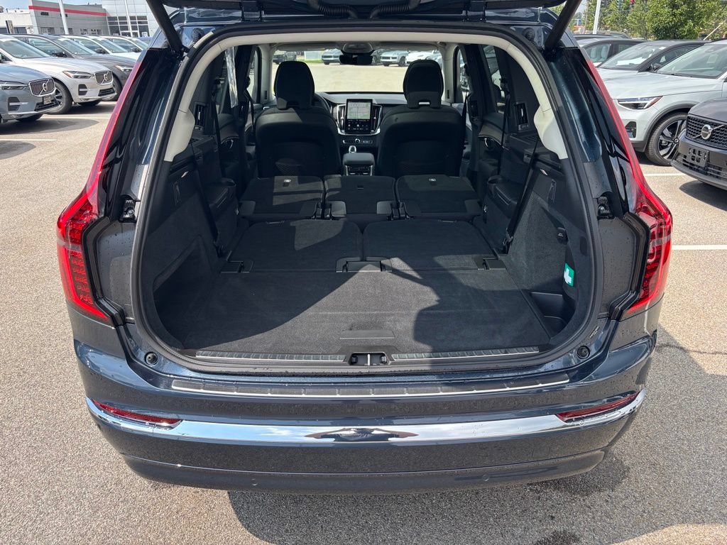 Certified 2026 Volvo XC90 B6 Core w/ Protection Package Premier AWD/4WD image 29